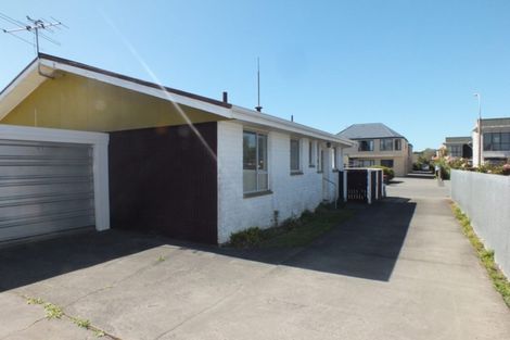 Photo of property in 75 Picton Avenue, Riccarton, Christchurch, 8011