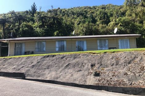Photo of property in 51a&b Murray Street, Greymouth, 7805