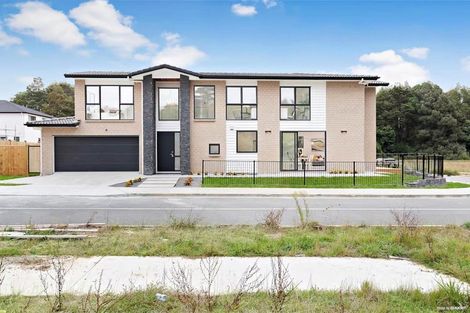 Photo of property in 9 Skanda Crescent, Flat Bush, Auckland, 2019