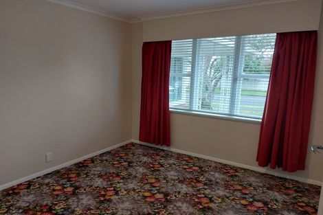 Photo of property in 1 Craig Grove, Elderslea, Upper Hutt, 5018