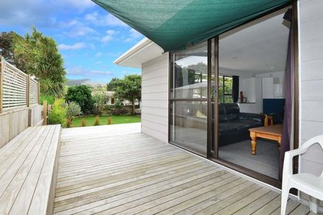 Photo of property in 54 Awaroa Road, Helensville, 0800