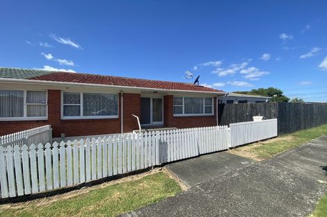 Photo of property in 1 Kingswood Road, Papatoetoe, Auckland, 2025