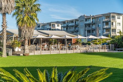 Photo of property in 90 Landmark Terrace, Orewa, 0931