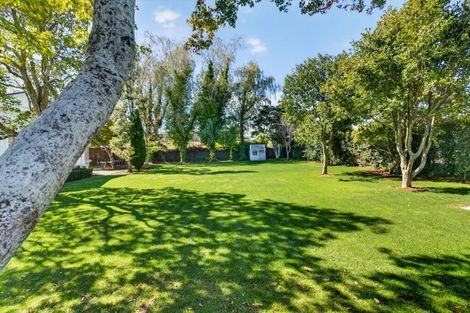 Photo of property in 129 Te Mata Road, Havelock North, 4130