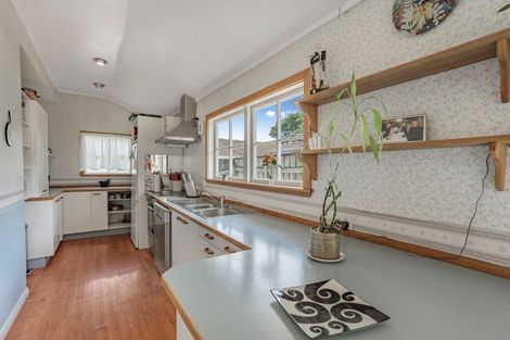 Photo of property in 53 William Street, Petone, Lower Hutt, 5012