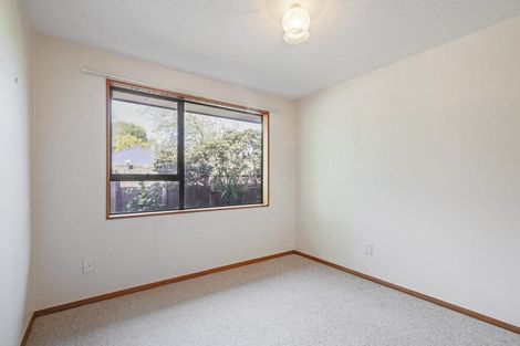 Photo of property in 24 Woodbury Street, Avonhead, Christchurch, 8042