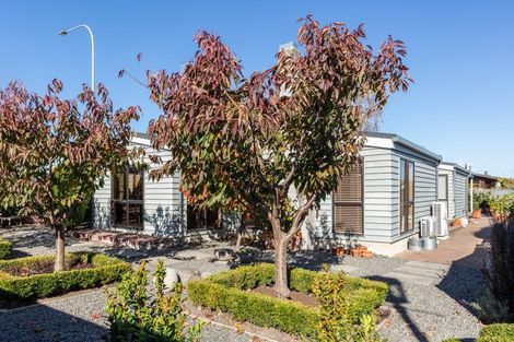 Photo of property in 120 Avondale Road, Taradale, Napier, 4112