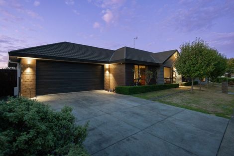 Photo of property in 47 Geneva Terrace, Kelvin Grove, Palmerston North, 4414