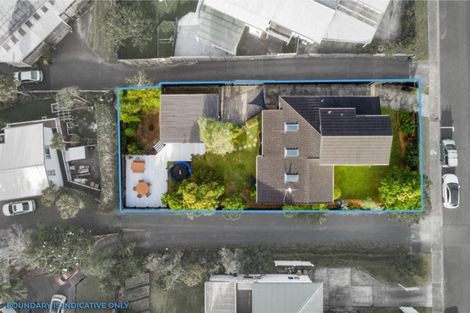 Photo of property in 40 Hartley Terrace, Massey, Auckland, 0614