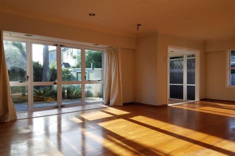 Photo of property in 1/8 Adrienne Place, Onehunga, Auckland, 1061