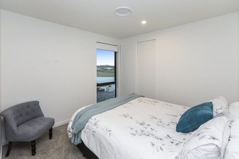 Photo of property in 34 Waitai Close, Long Bay, 0630