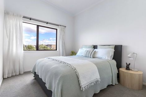 Photo of property in 37 Wallace Road, Hobsonville, Auckland, 0616