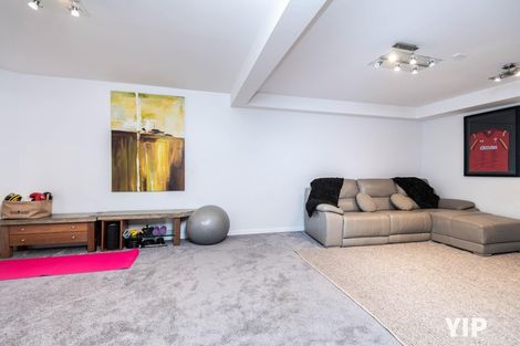 Photo of property in 17a Simla Crescent, Khandallah, Wellington, 6035