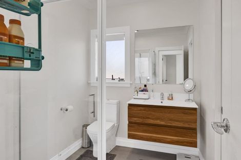 Photo of property in 54a Cloten Road, Stratford, 4332