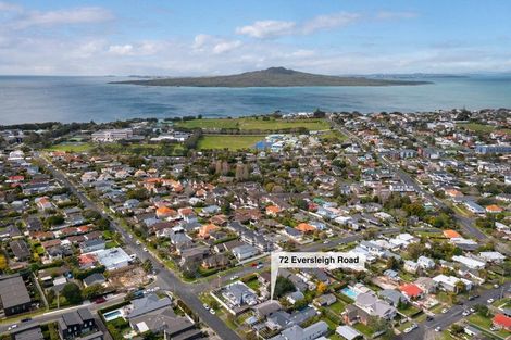 Photo of property in 72 Eversleigh Road, Belmont, Auckland, 0622