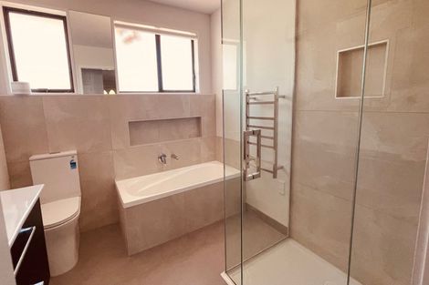 Photo of property in 18 Rembrandt Place, Burnside, Christchurch, 8053
