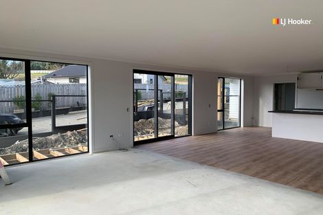 Photo of property in 25 Burgess Street, Te Aroha, 3320