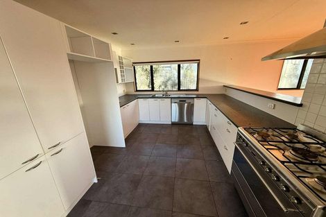 Photo of property in 169 Vipond Road, Stanmore Bay, Whangaparaoa, 0932