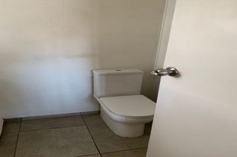 Photo of property in 1/44 College Road, Northcote, Auckland, 0627