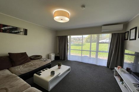 Photo of property in 10f1 Petherick Crescent, Johnsonville, Wellington, 6037