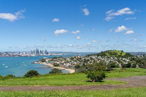 Photo of property in 6/103 Vauxhall Road, Narrow Neck, Auckland, 0624