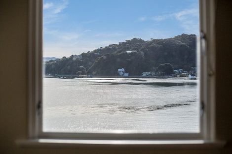 Photo of property in 4 Gill Road, Lowry Bay, Lower Hutt, 5013