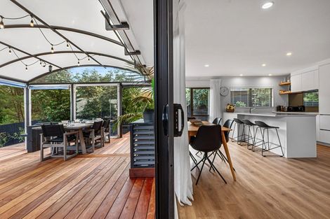 Photo of property in 51 Makiri Street, Helensville, 0800