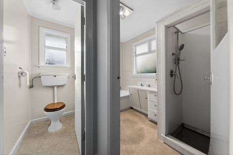 Photo of property in 18a Coopers Road, Dallington, Christchurch, 8061