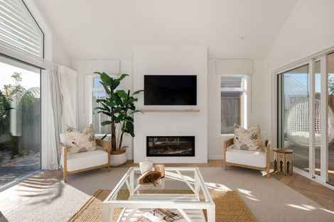 Photo of property in 12 Willow Lane, Acacia Bay, 3385