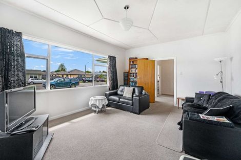 Photo of property in 28 White Street, Taradale, Napier, 4112
