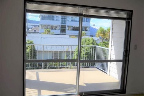 Photo of property in 8f Finlay Terrace, Mount Cook, Wellington, 6021