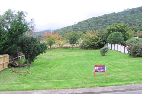 Photo of property in 6 Kea Street, Waikanae, 5036