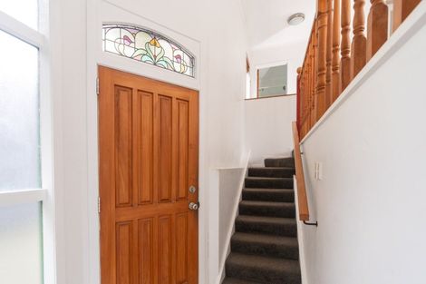 Photo of property in 142 Upland Road, Kelburn, Wellington, 6012