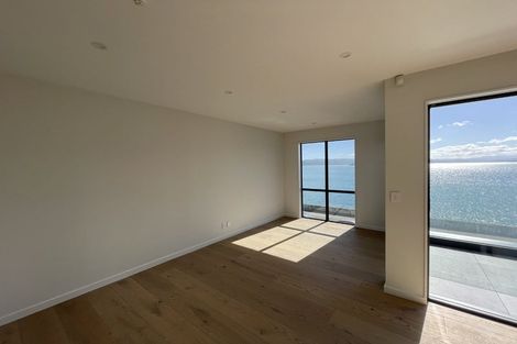 Photo of property in 148u9 Evans Bay Parade, Roseneath, Wellington, 6021