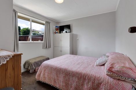 Photo of property in 16 Darwin Crescent, Spotswood, New Plymouth, 4310