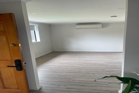 Photo of property in 12 Richard Halse Drive, Manurewa, Auckland, 2105