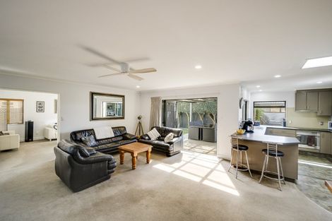 Photo of property in 4a Mission Road, Greenmeadows, Napier, 4112