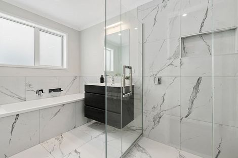 Photo of property in 36 Manhattan Rise, Orewa, 0931