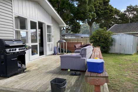 Photo of property in 6 Moehau Grove, Trentham, Upper Hutt, 5018