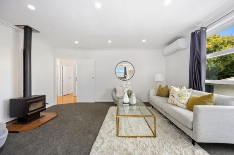 Photo of property in 2/13 Tilden Avenue, Hillcrest, Auckland, 0627