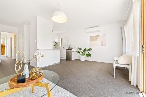 Photo of property in 56 Te Atatu Road, Te Atatu South, Auckland, 0610