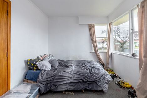 Photo of property in 97 Cameron Crescent, Masterton, 5810