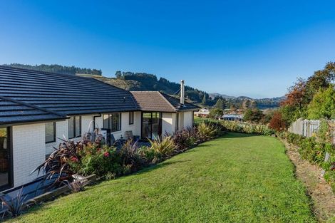 Photo of property in 9 Goddard Way, Sawyers Bay, Port Chalmers, 9023