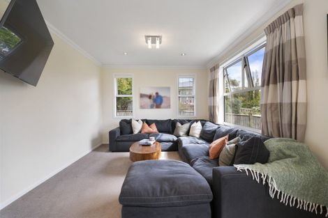 Photo of property in 4 Feltham Street, Hunterville, 4730