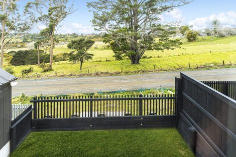 Photo of property in 35 Puhikawa Street, Massey, 0614