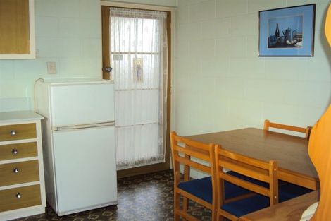Photo of property in 122 Effingham Street, North New Brighton, Christchurch, 8083