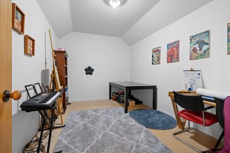 Photo of property in 71 Swayne Road, Cambridge, 3434