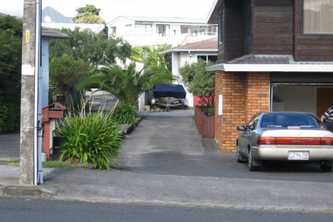 Photo of property in 2/41 Devon Road, Bucklands Beach, Auckland, 2012