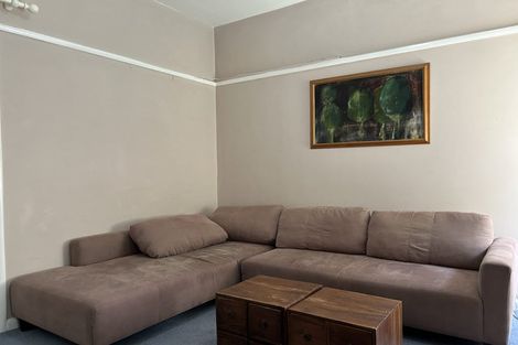 Photo of property in Hobson Flats, 1u2 Hobson Street, Pipitea, Wellington, 6011