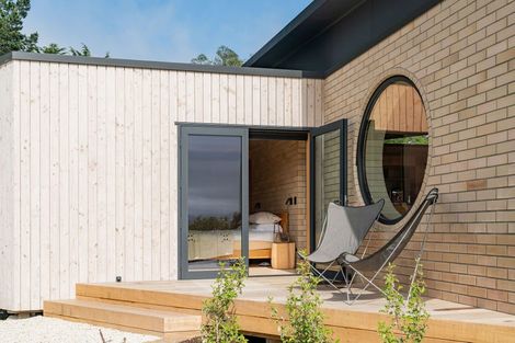 Photo of property in 109b Cliffs Road, Saint Clair, Dunedin, 9012